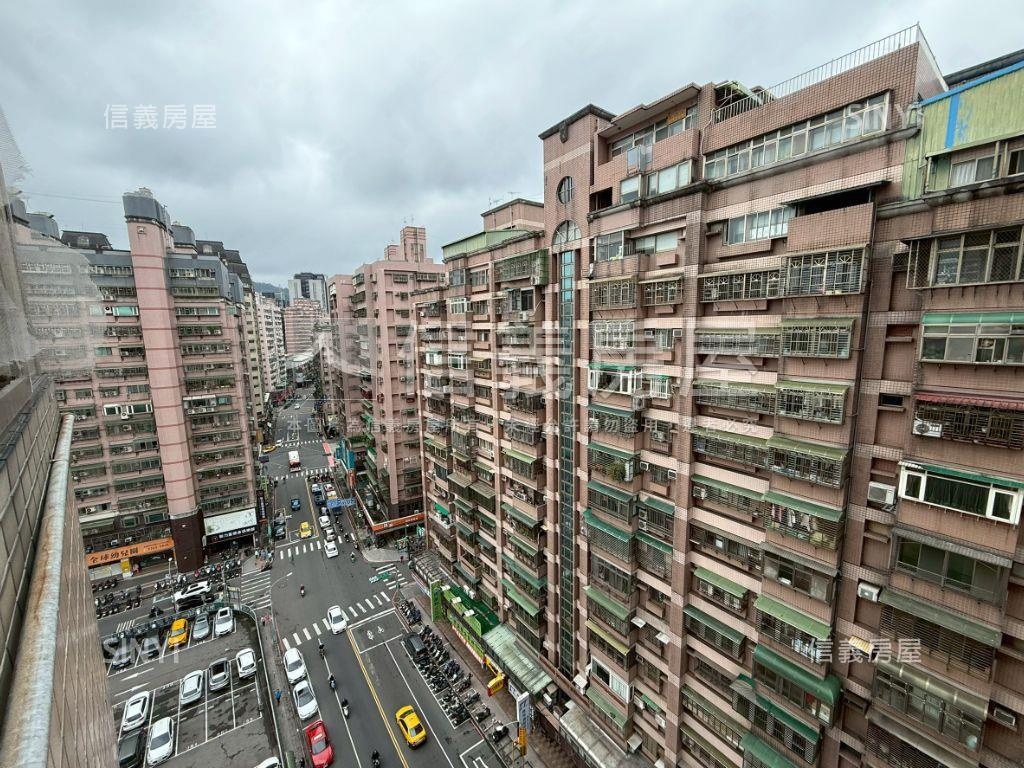 小倆口｜稀有大坪數四房房屋室內格局與周邊環境