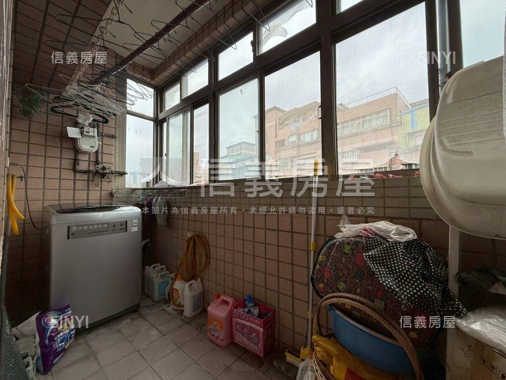 小倆口｜稀有大坪數四房房屋室內格局與周邊環境