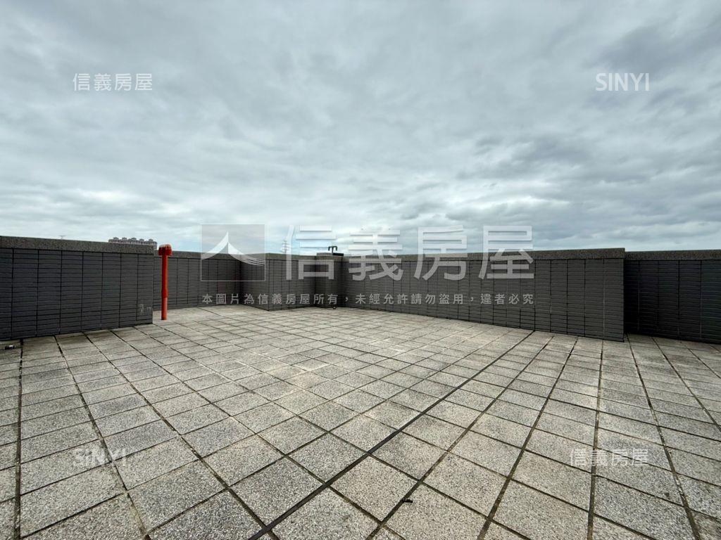 露臺森活｜里山鑽高樓３房房屋室內格局與周邊環境