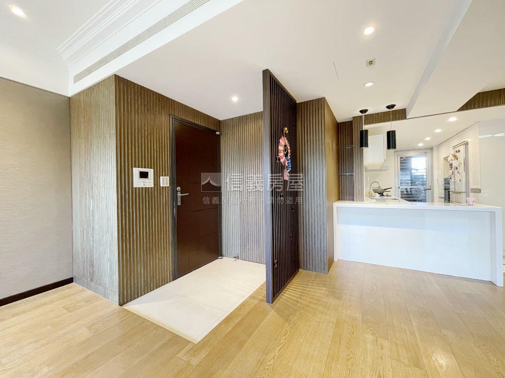 溫歌華高樓四房房屋室內格局與周邊環境