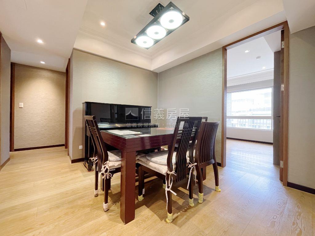 溫歌華高樓四房房屋室內格局與周邊環境