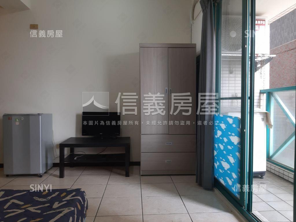 中國醫優質大套房附陽台讚房屋室內格局與周邊環境