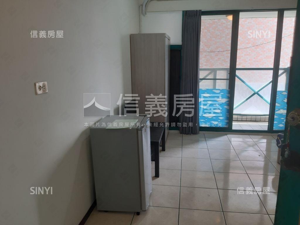 中國醫優質大套房附陽台讚房屋室內格局與周邊環境