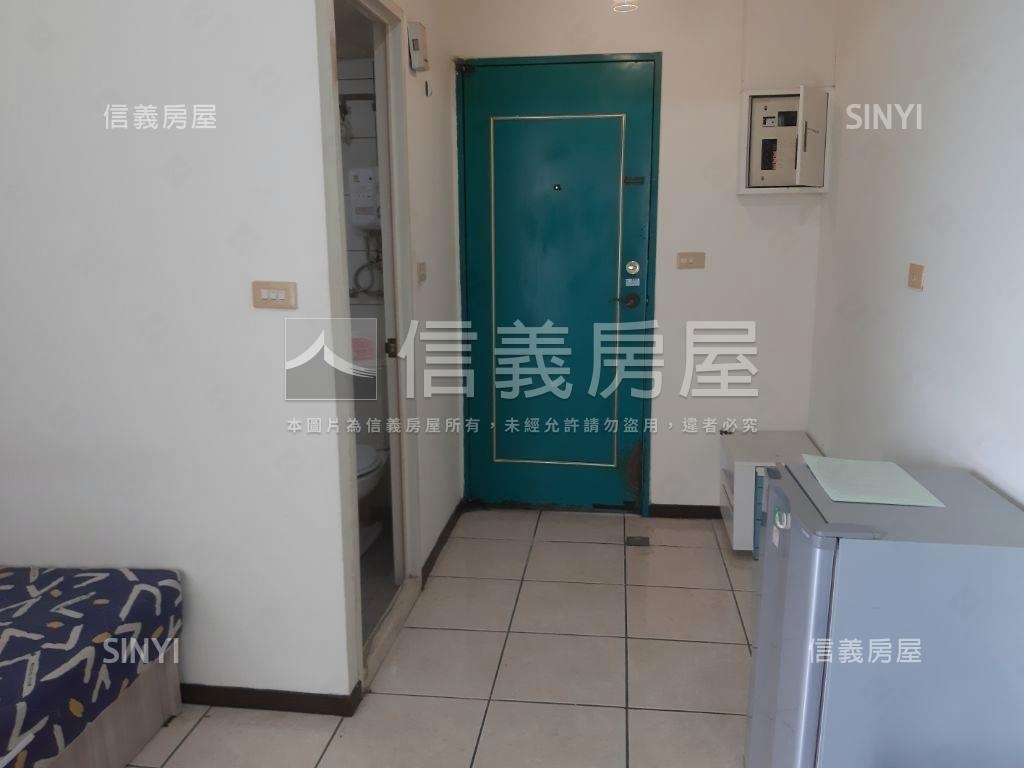 中國醫優質大套房附陽台讚房屋室內格局與周邊環境