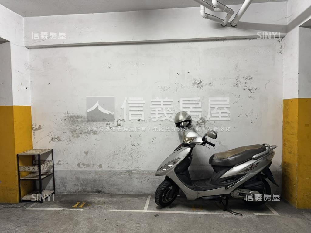 南勢角捷運‧大三房車位房屋室內格局與周邊環境