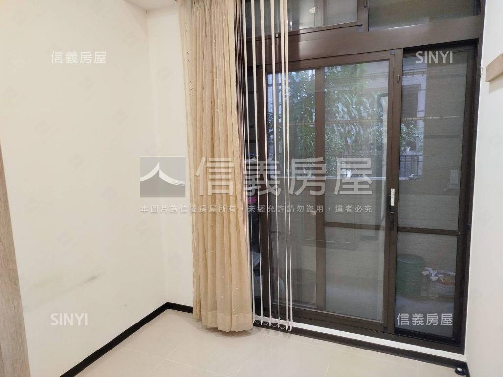 伴山別墅大庭院房屋室內格局與周邊環境