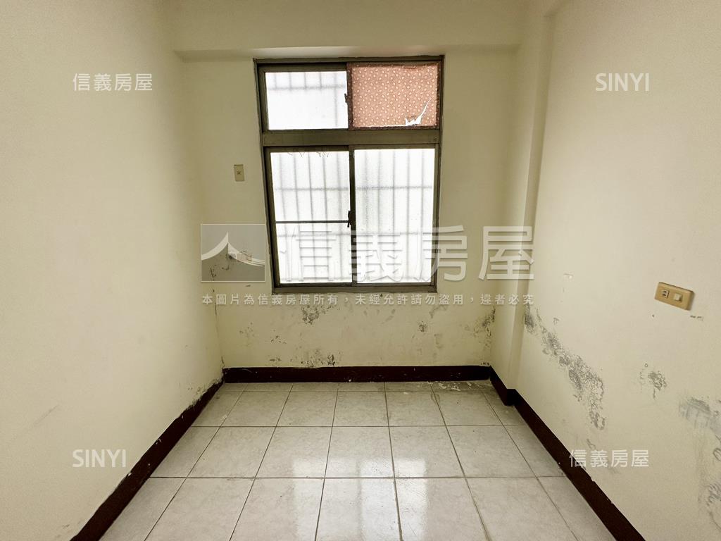 旗山優美景觀透天房屋室內格局與周邊環境