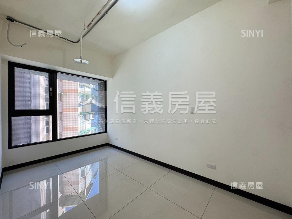 城易迅兩房＋車位房屋室內格局與周邊環境