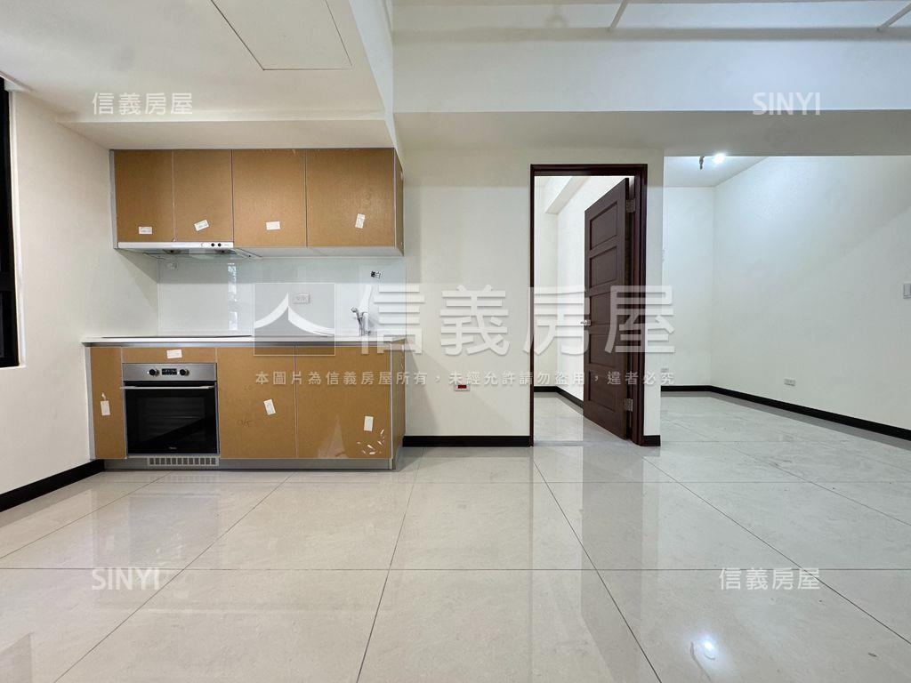 城易迅兩房＋車位房屋室內格局與周邊環境