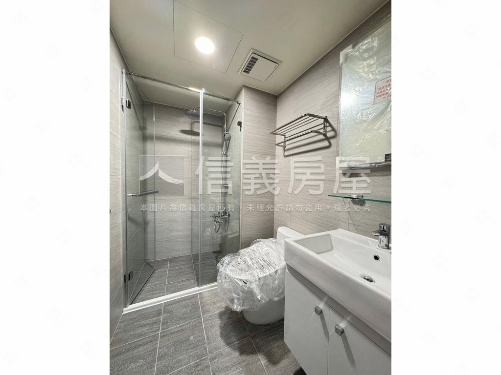 城易迅兩房＋車位房屋室內格局與周邊環境