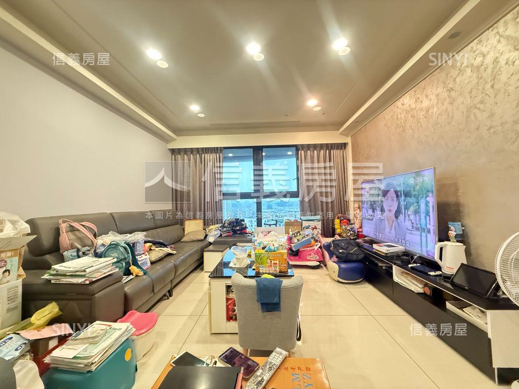 君泰高樓景觀電梯三房車位房屋室內格局與周邊環境