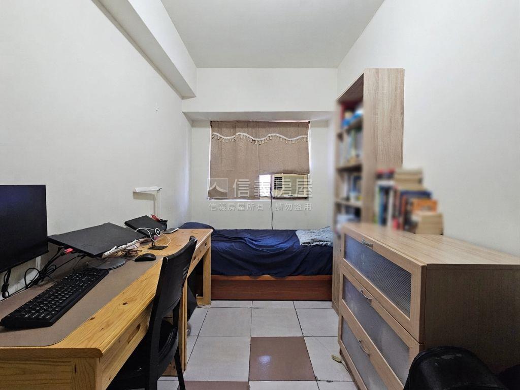 專任．綠景．生活社區三房房屋室內格局與周邊環境