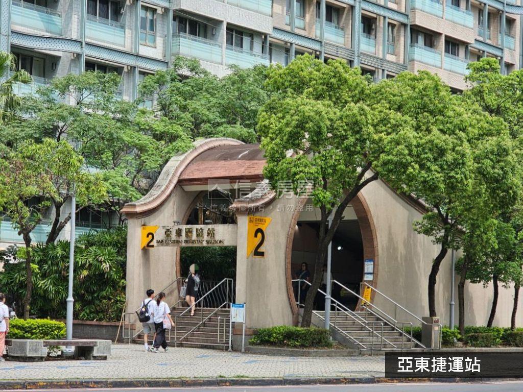 專任．綠景．生活社區三房房屋室內格局與周邊環境