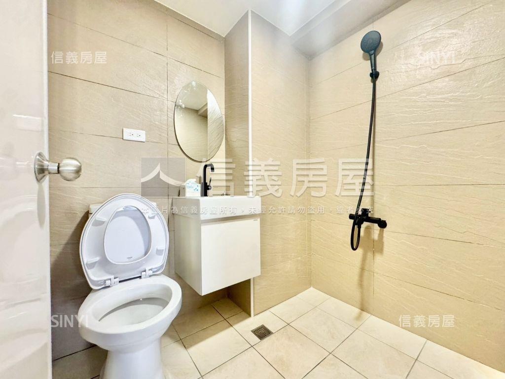近巨城柯林頓三房房屋室內格局與周邊環境