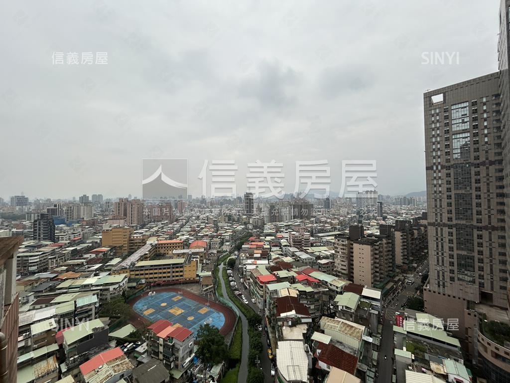 景觀露台四房平面車位房屋室內格局與周邊環境