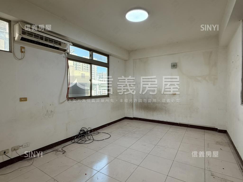 可營登－太原車站角間透天房屋室內格局與周邊環境