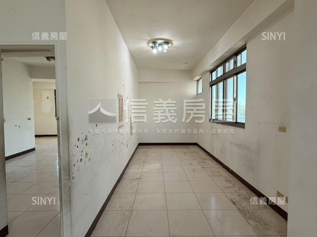 可營登－太原車站角間透天房屋室內格局與周邊環境