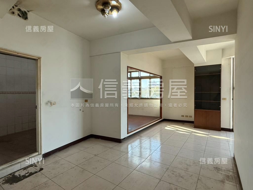 可營登－太原車站角間透天房屋室內格局與周邊環境