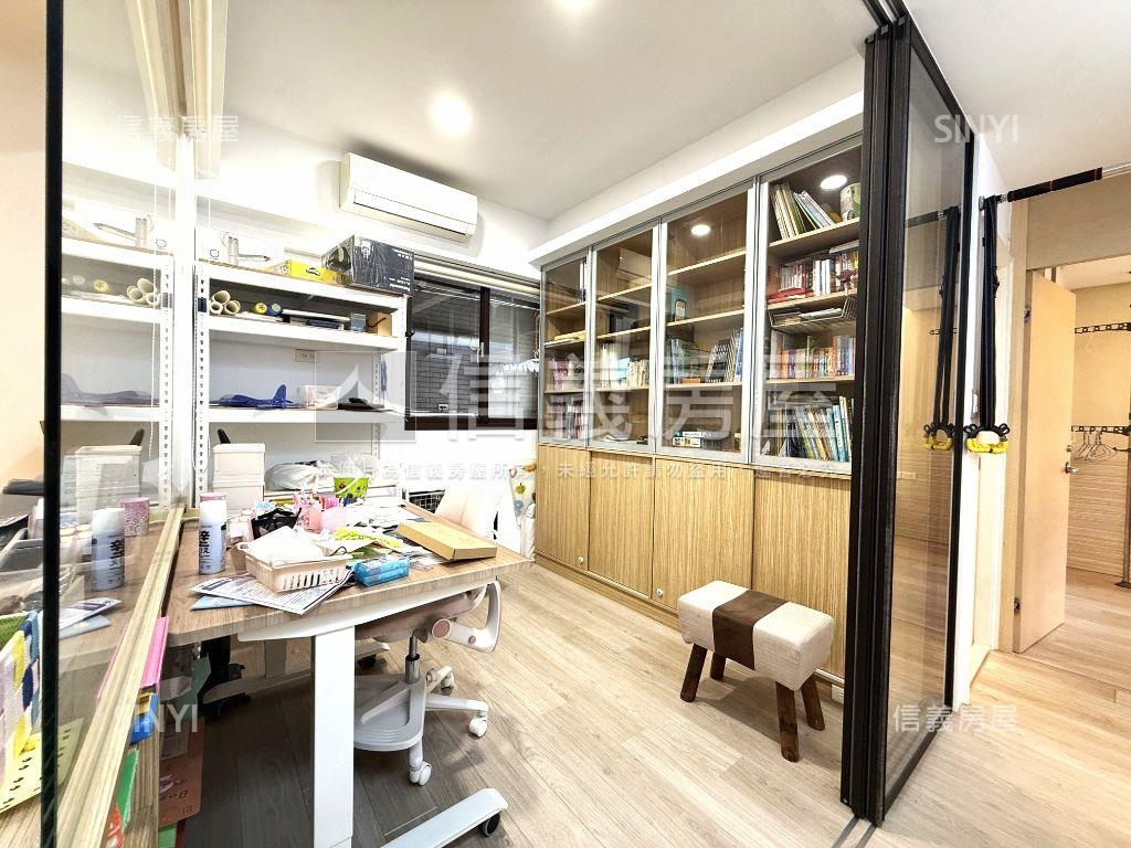 酷履幸福朝南三房車房屋室內格局與周邊環境