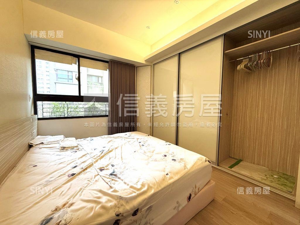 酷履幸福朝南三房車房屋室內格局與周邊環境