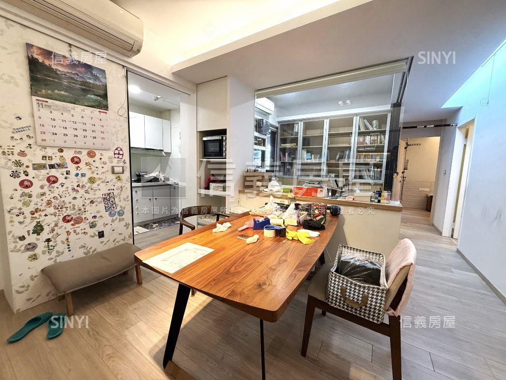 酷履幸福朝南三房車房屋室內格局與周邊環境