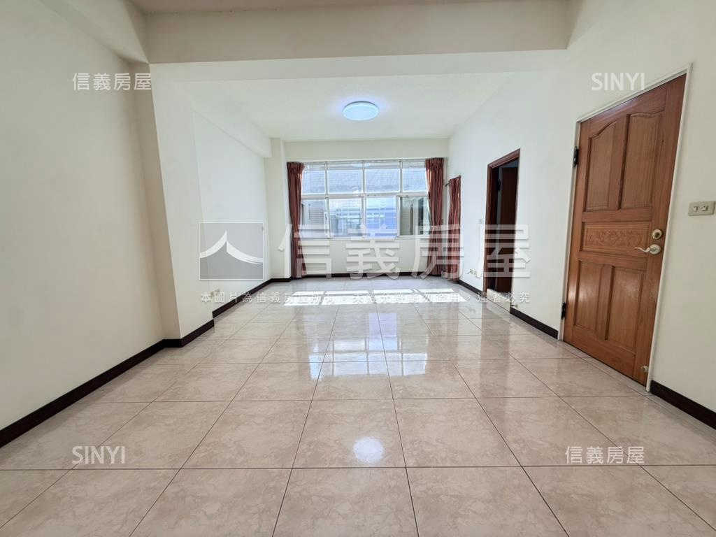 東區公園旁復興學區雙車墅房屋室內格局與周邊環境