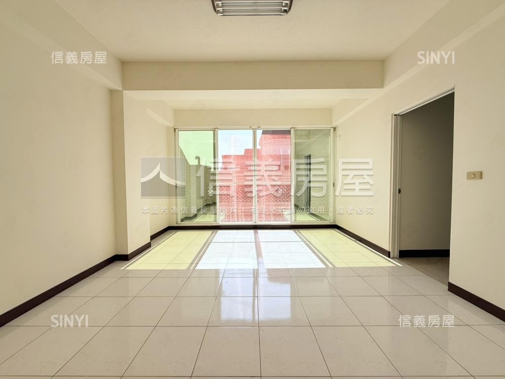 東區公園旁復興學區雙車墅房屋室內格局與周邊環境