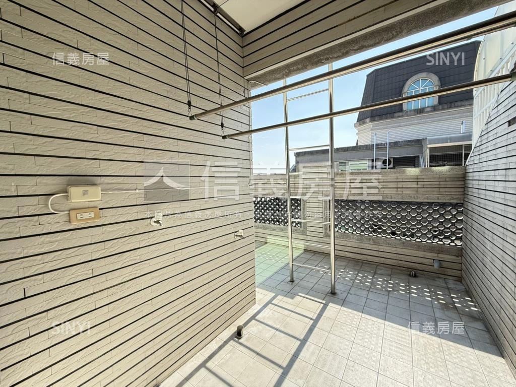 東區公園旁復興學區雙車墅房屋室內格局與周邊環境