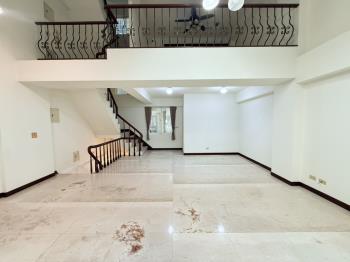 東區公園旁復興學區雙車墅