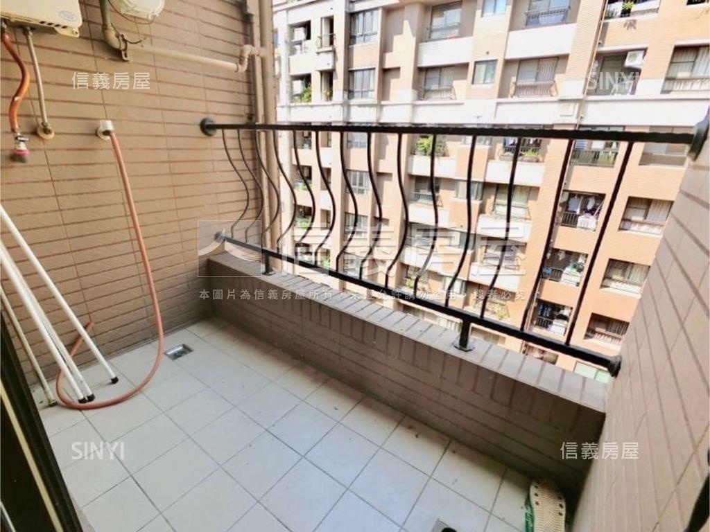 高樓視野精緻戶房屋室內格局與周邊環境