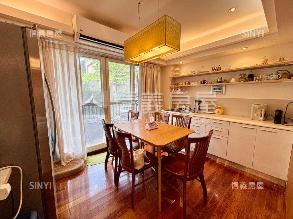 天母綠景社區管理３房房屋室內格局與周邊環境