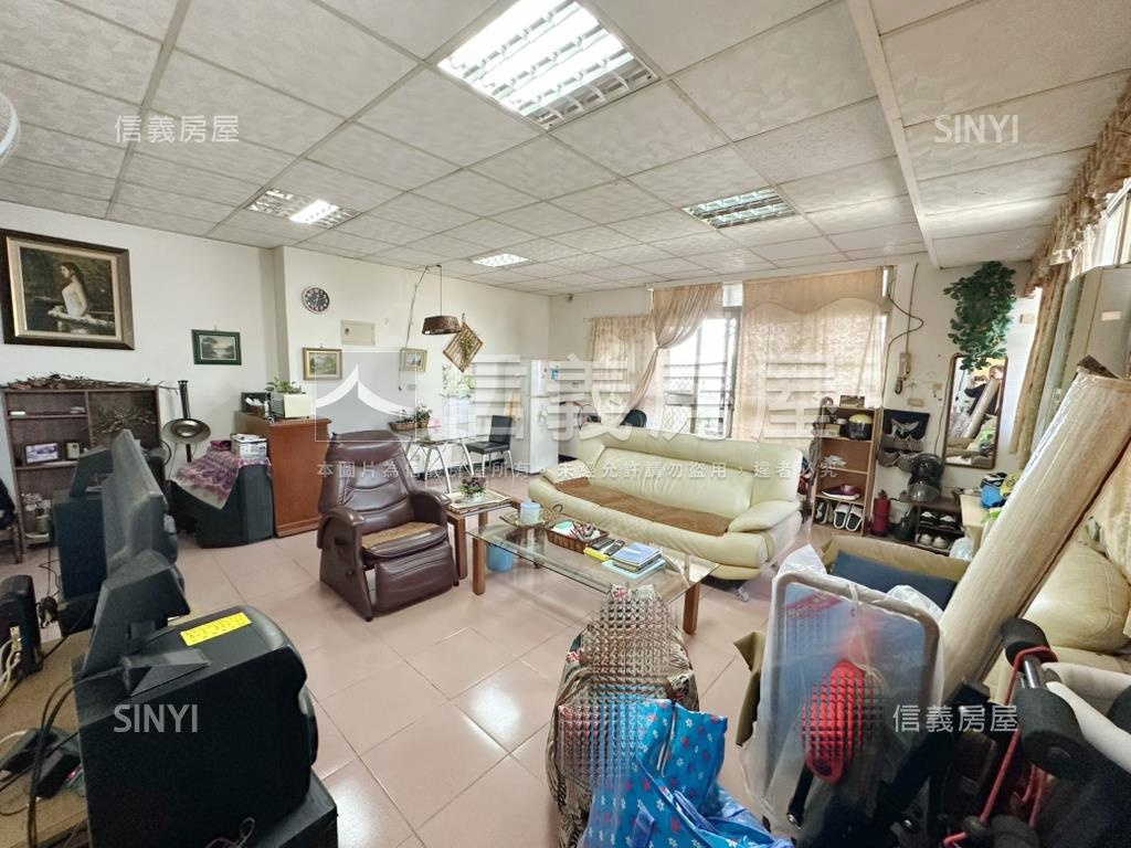新桂林電梯頂加房屋室內格局與周邊環境