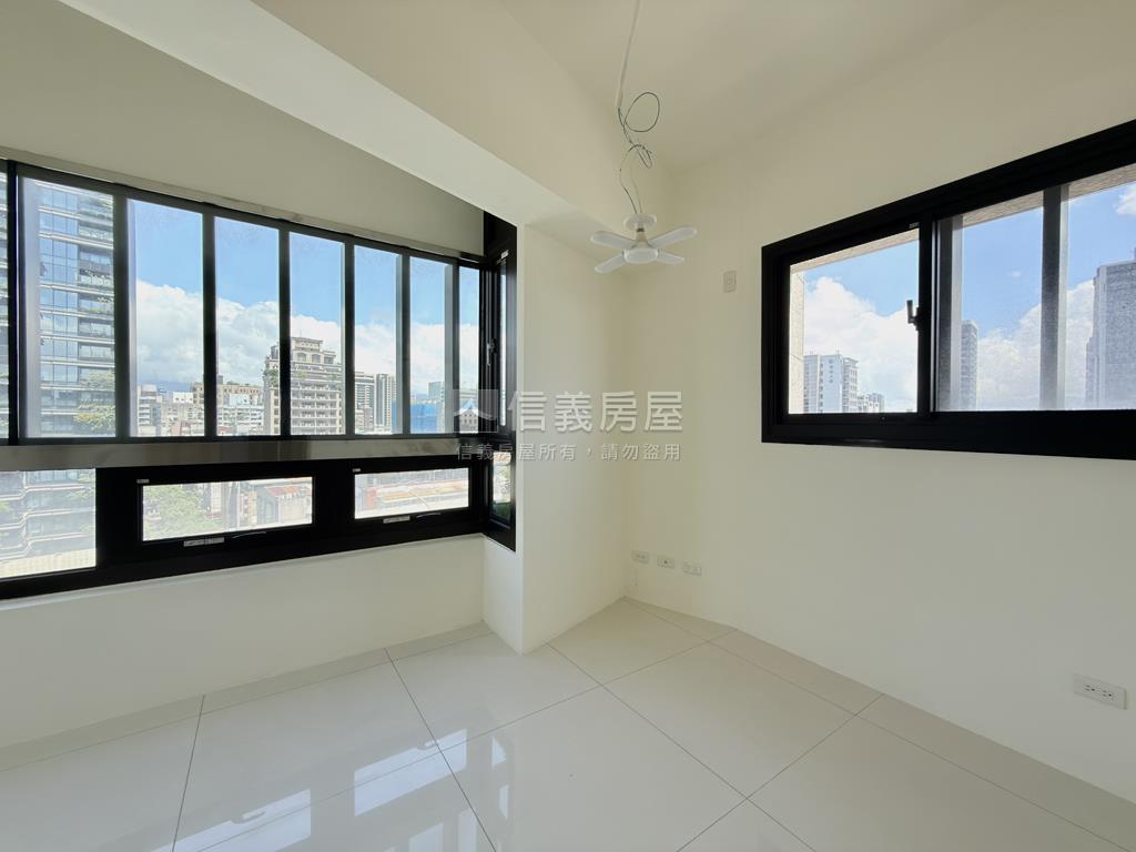 合砌雲開景觀９樓房屋室內格局與周邊環境