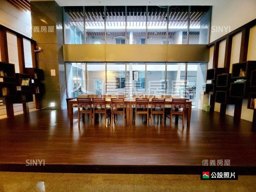 伴月灣明亮兩房有車位房屋室內格局與周邊環境