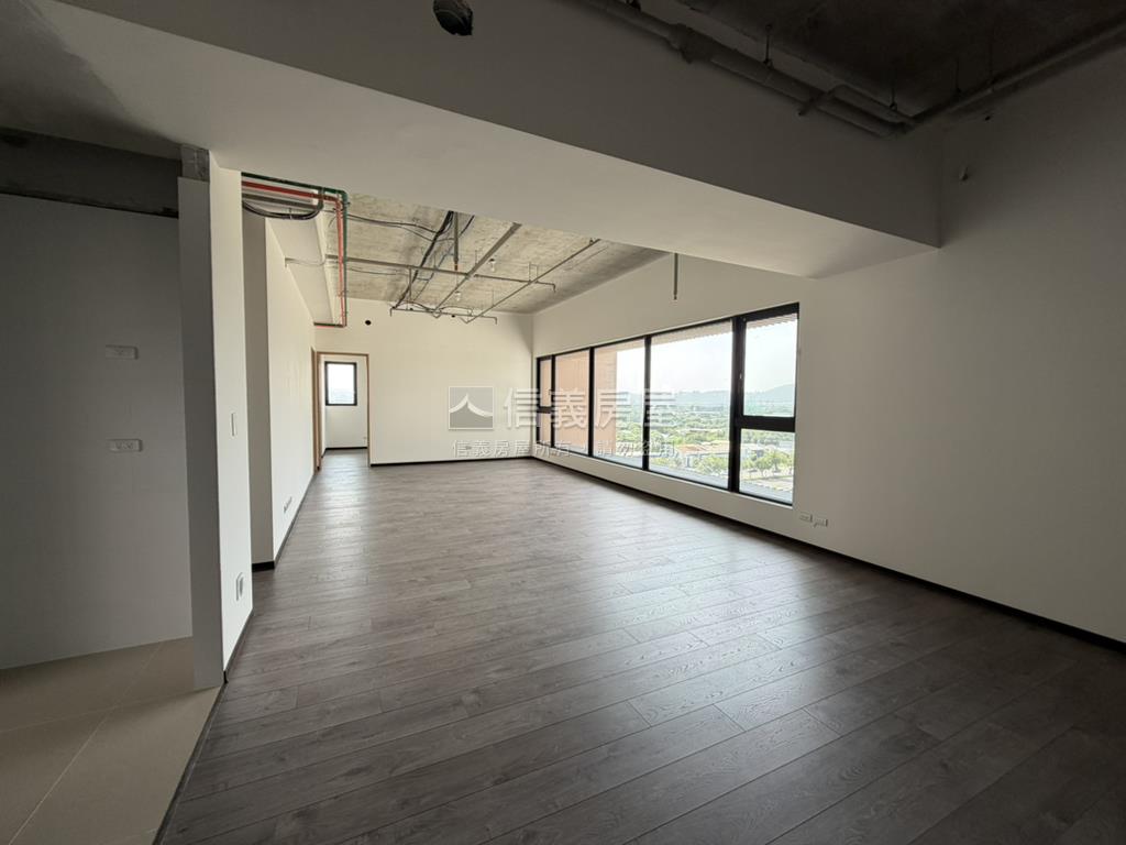 專任＿邊間家居璽玉房屋室內格局與周邊環境