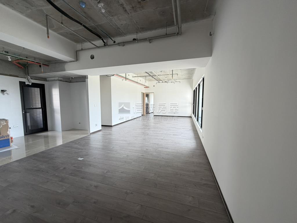 專任＿邊間家居璽玉房屋室內格局與周邊環境