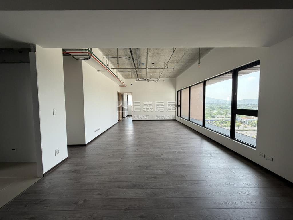 專任＿邊間家居璽玉房屋室內格局與周邊環境