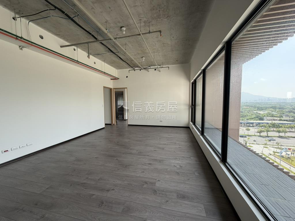 專任＿邊間家居璽玉房屋室內格局與周邊環境