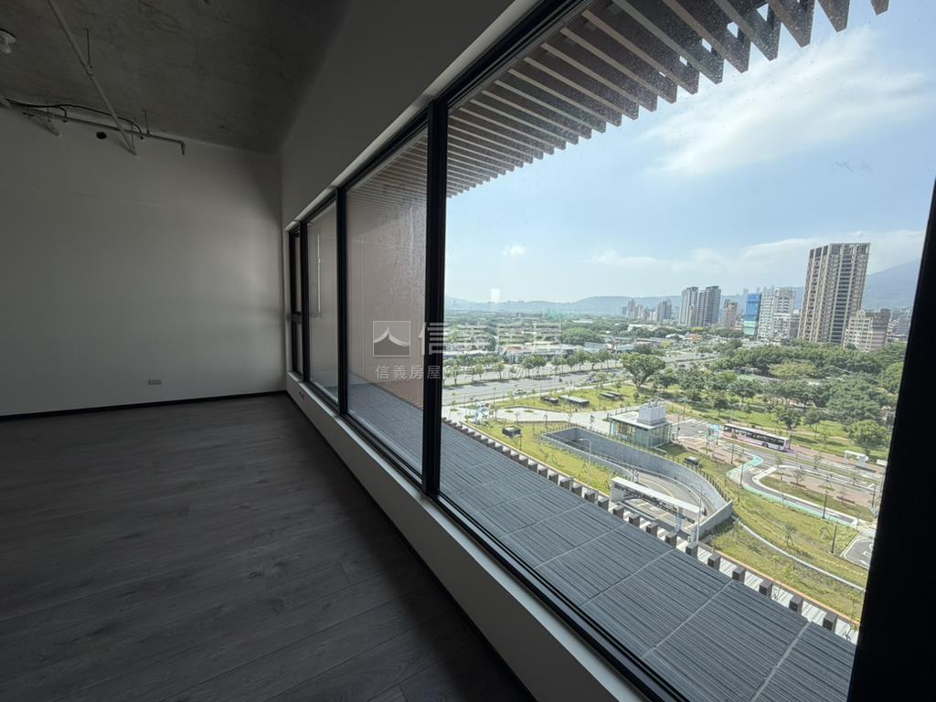 專任＿邊間家居璽玉房屋室內格局與周邊環境
