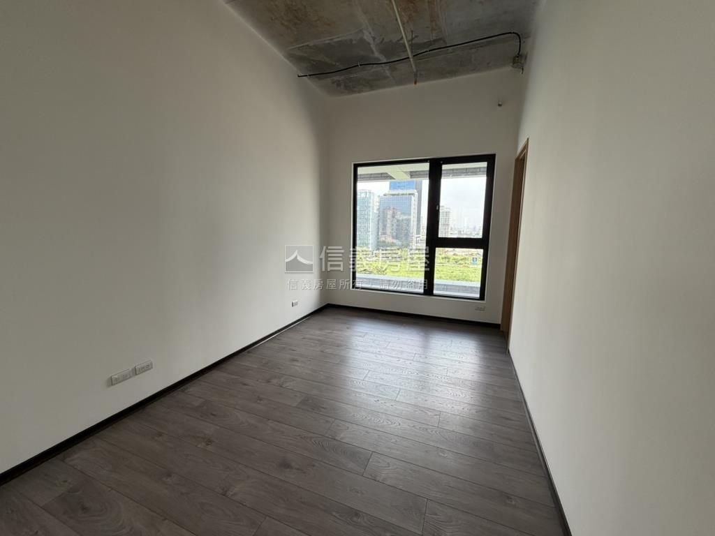 專任＿邊間家居璽玉房屋室內格局與周邊環境