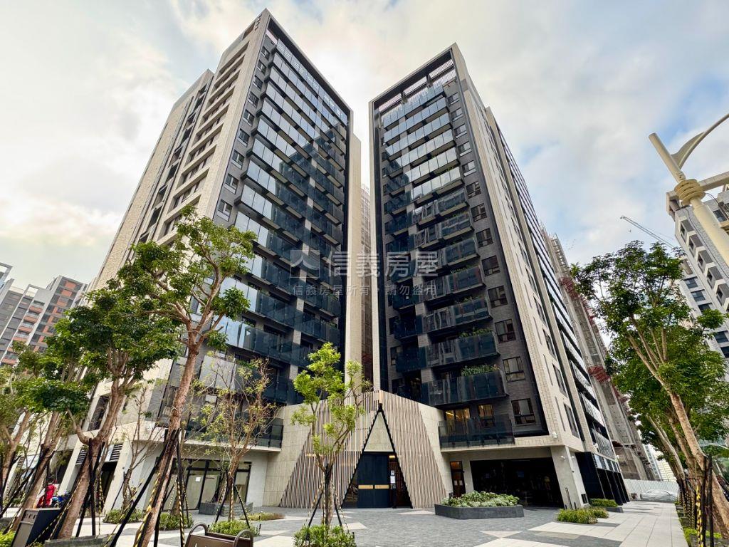 小檜溪。近國泰三房車位房屋室內格局與周邊環境
