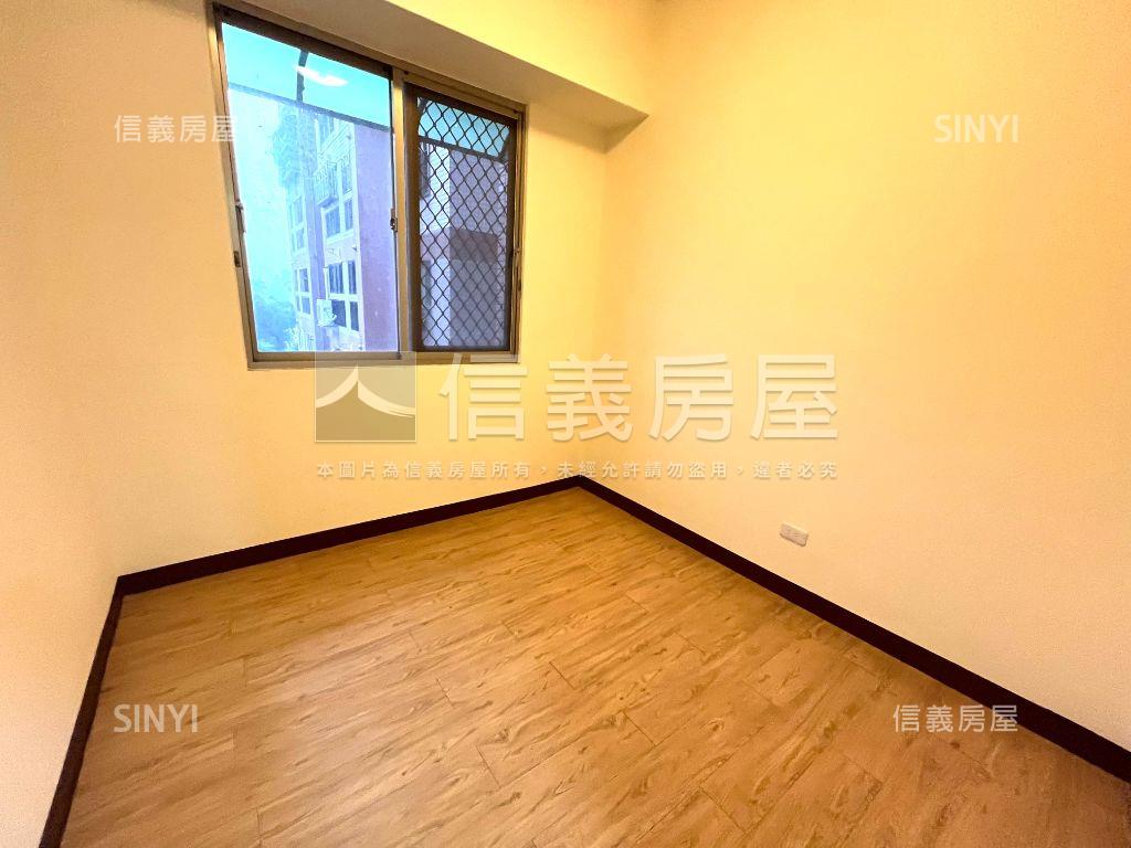 德昌中華私藏三房車位房屋室內格局與周邊環境