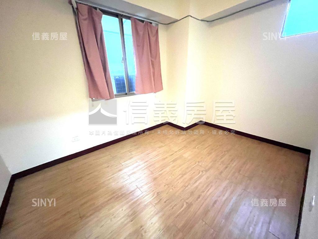 德昌中華私藏三房車位房屋室內格局與周邊環境