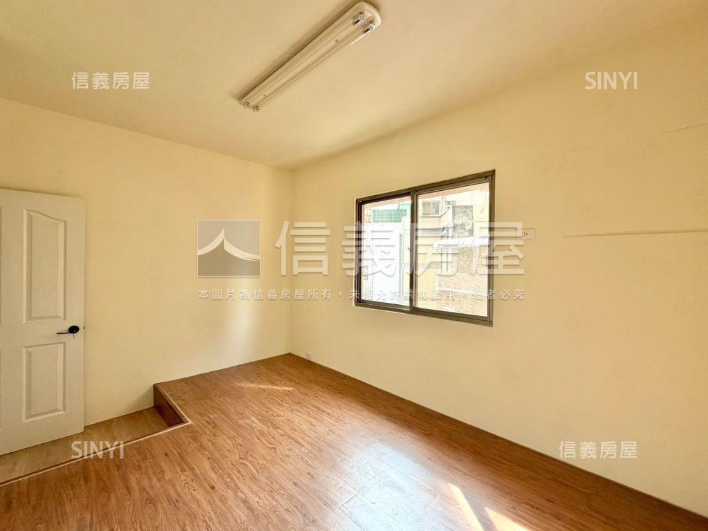 大墩學區青安首購三房車位房屋室內格局與周邊環境