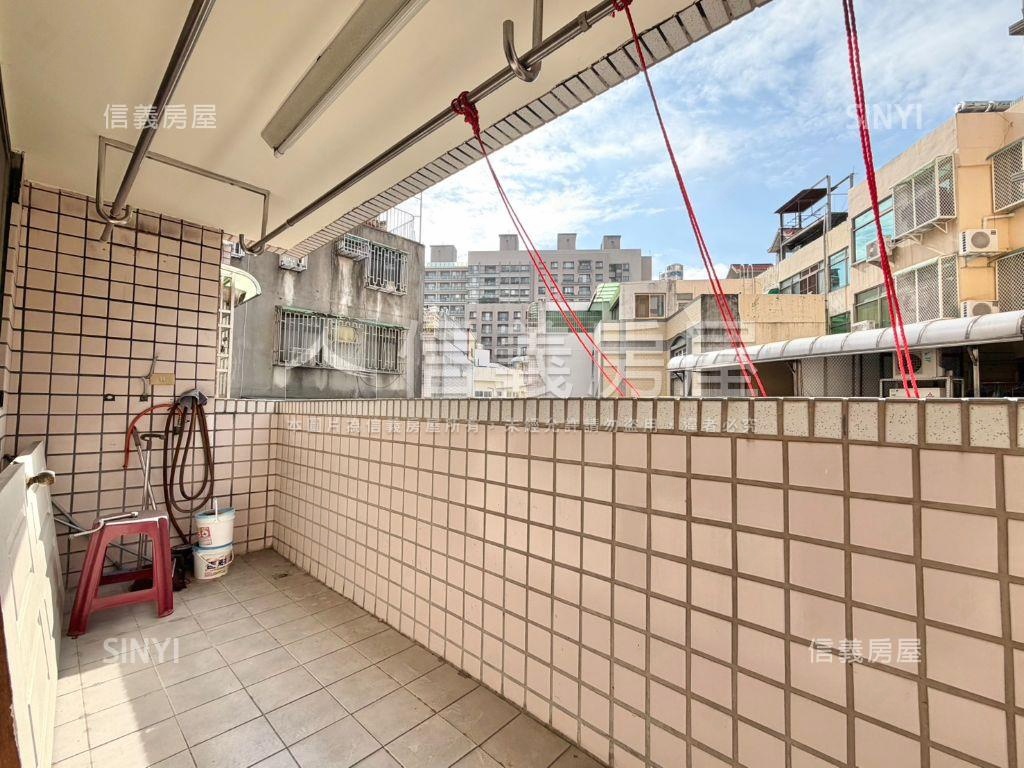 大墩學區青安首購三房車位房屋室內格局與周邊環境