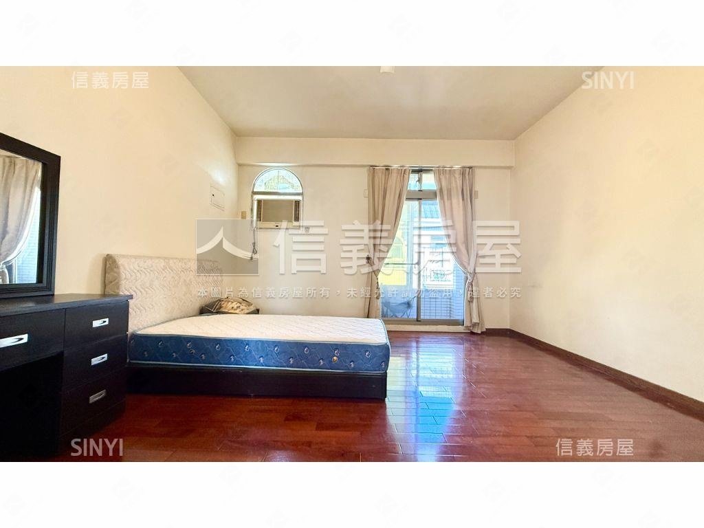 稀有低總價!挑高雙車透天房屋室內格局與周邊環境