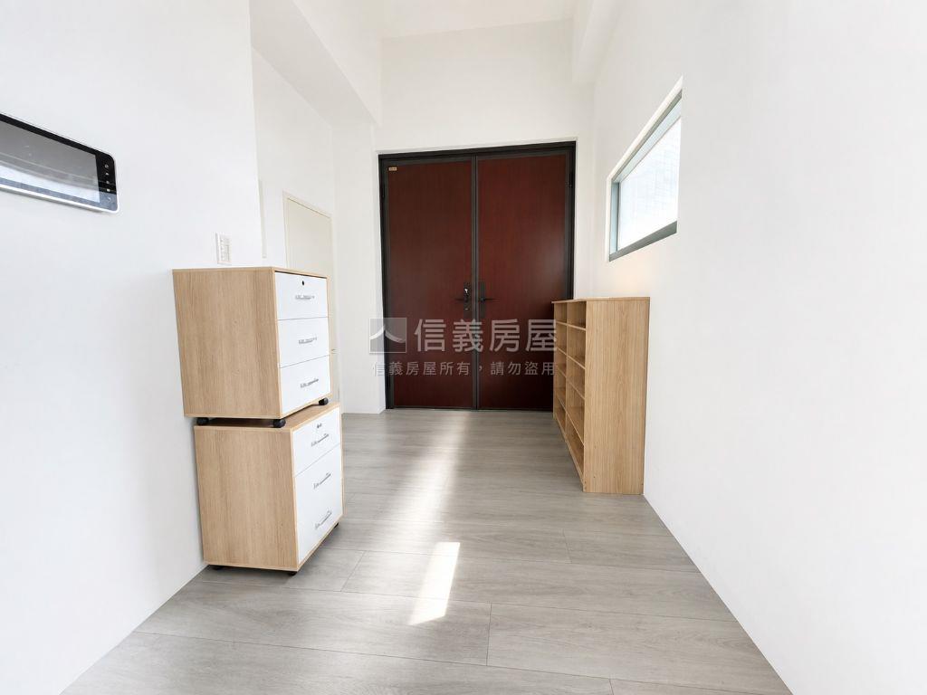 富裔河岸景觀溫泉住辦房屋室內格局與周邊環境