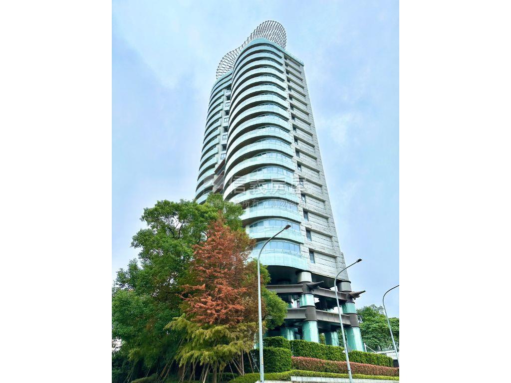 富裔河岸景觀溫泉住辦房屋室內格局與周邊環境