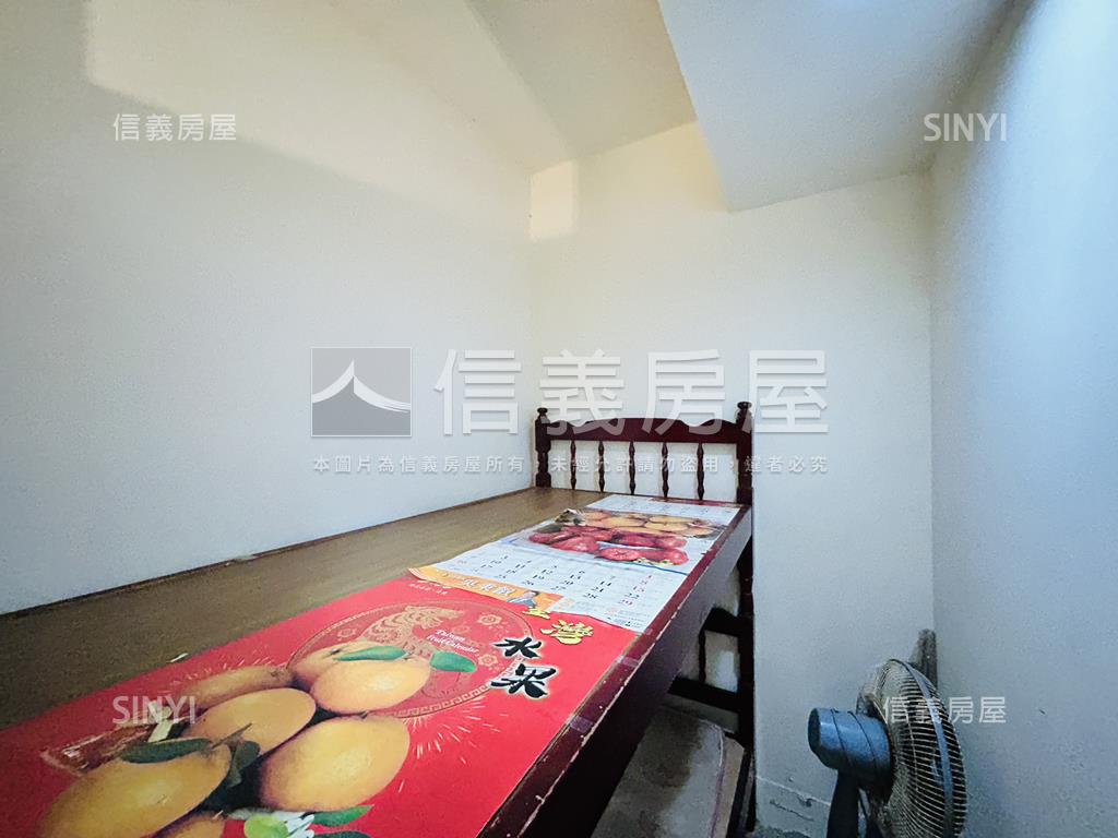 近捷運方便一樓房屋室內格局與周邊環境