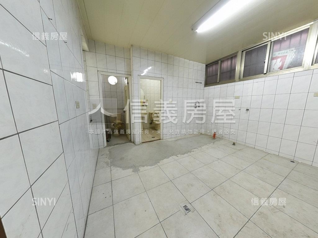 正臨路中和傳家寶店面房屋室內格局與周邊環境